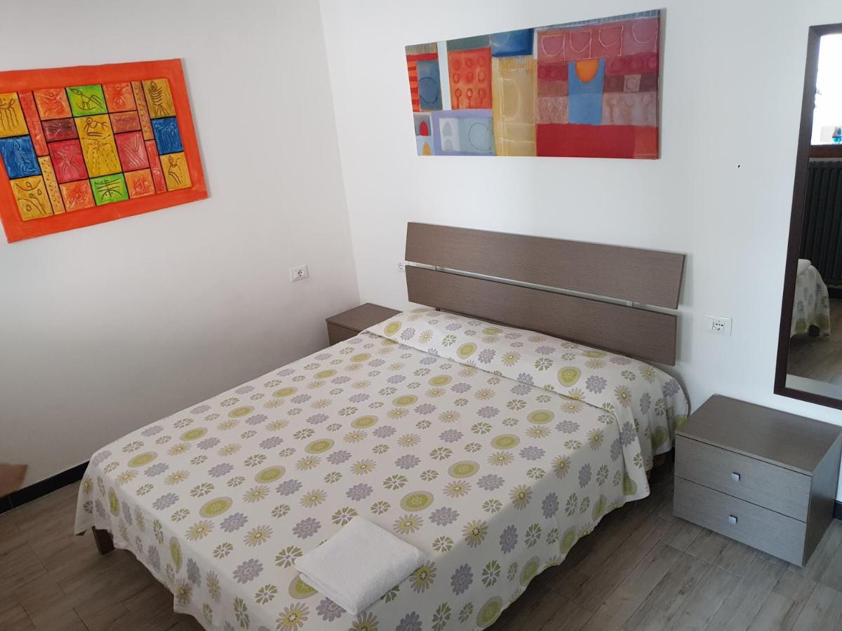Casa Vacanze L'Agrifoglio Bed & Breakfast Magliolo Dış mekan fotoğraf
