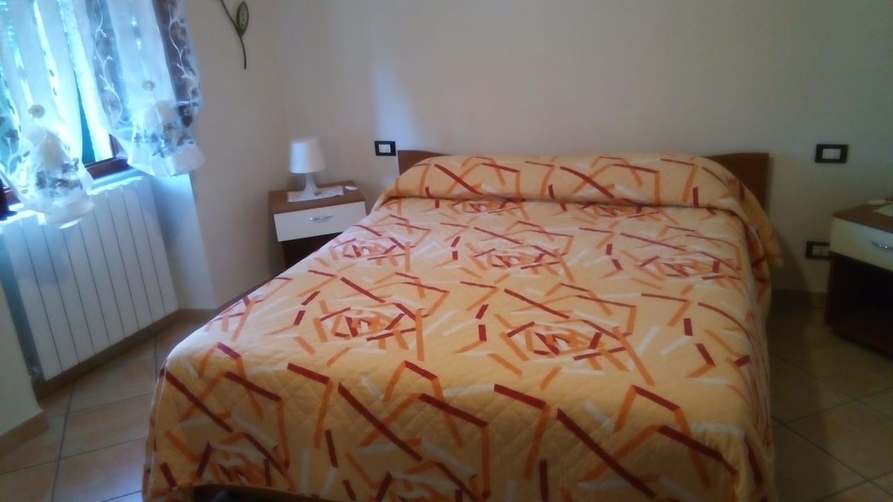 Casa Vacanze L'Agrifoglio Bed & Breakfast Magliolo Dış mekan fotoğraf