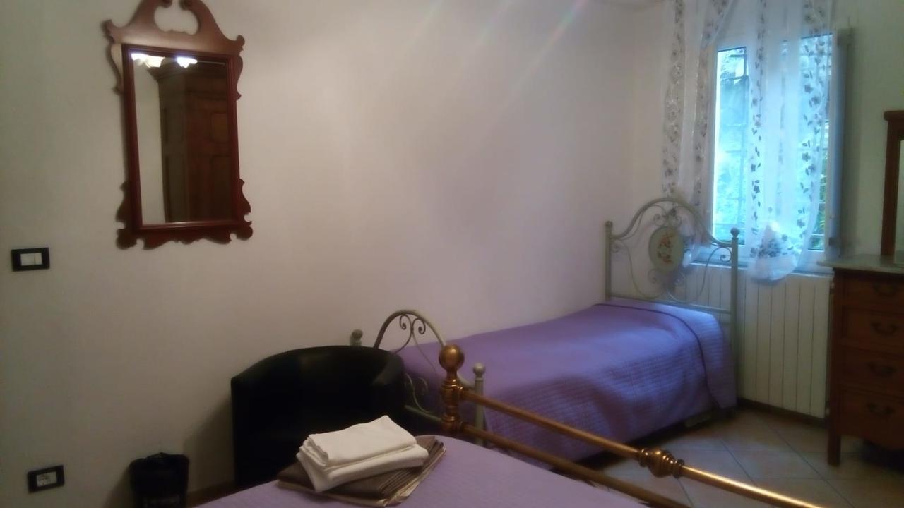 Casa Vacanze L'Agrifoglio Bed & Breakfast Magliolo Dış mekan fotoğraf