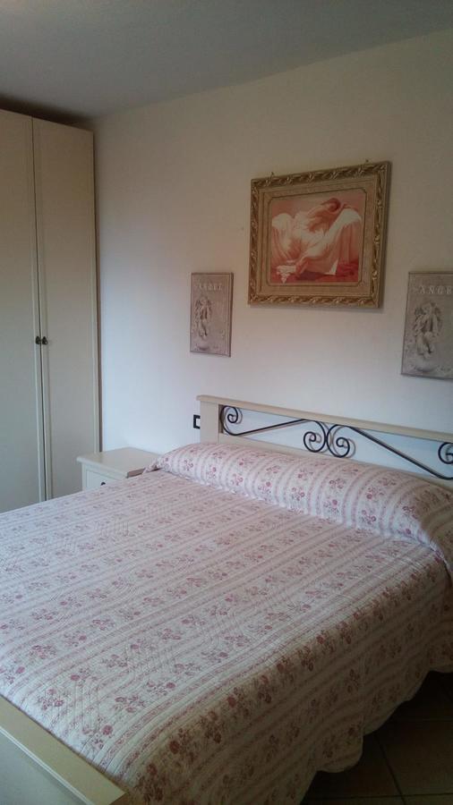 Casa Vacanze L'Agrifoglio Bed & Breakfast Magliolo Dış mekan fotoğraf