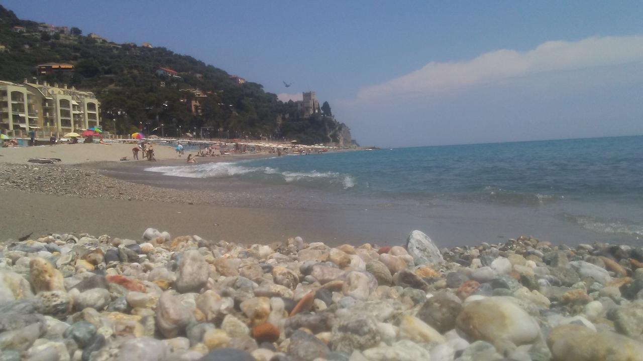 Casa Vacanze L'Agrifoglio Bed & Breakfast Magliolo Dış mekan fotoğraf