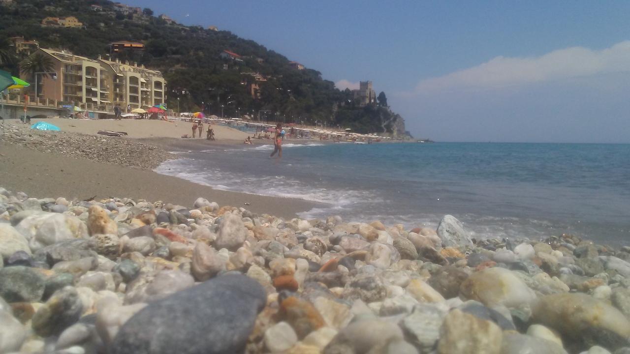 Casa Vacanze L'Agrifoglio Bed & Breakfast Magliolo Dış mekan fotoğraf