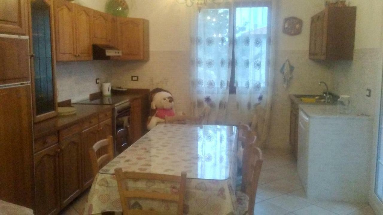 Casa Vacanze L'Agrifoglio Bed & Breakfast Magliolo Dış mekan fotoğraf